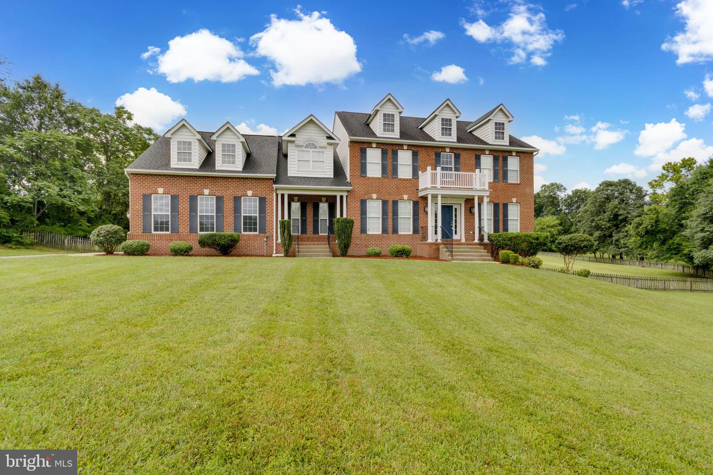 18 IRONWOOD RD, FREDERICKSBURG, Virginia 22405, 5 Bedrooms Bedrooms, ,4 BathroomsBathrooms,Residential,For sale,18 IRONWOOD RD,VAST2040626 MLS # VAST2040626