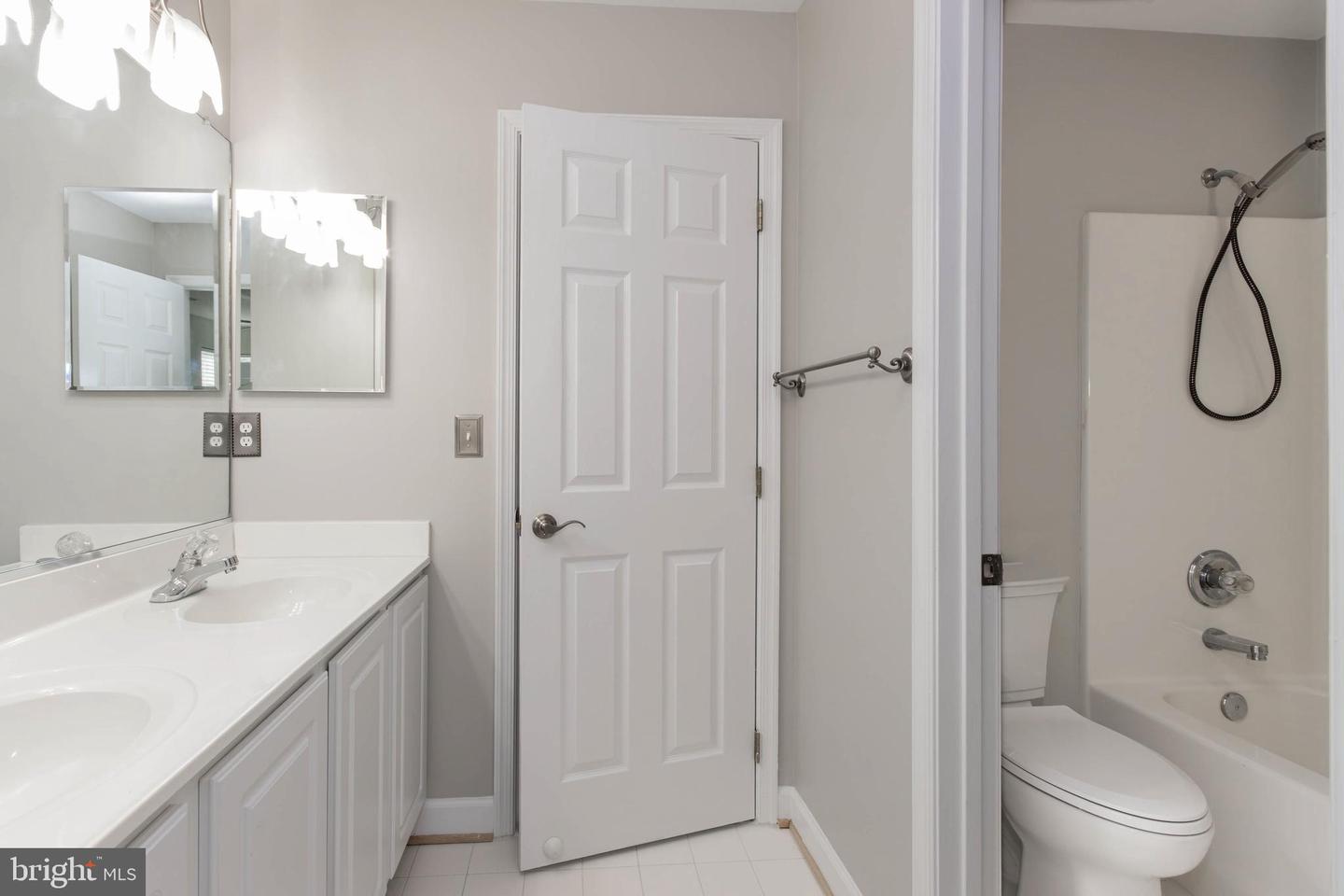 18 IRONWOOD RD, FREDERICKSBURG, Virginia 22405, 5 Bedrooms Bedrooms, ,4 BathroomsBathrooms,Residential,For sale,18 IRONWOOD RD,VAST2040626 MLS # VAST2040626
