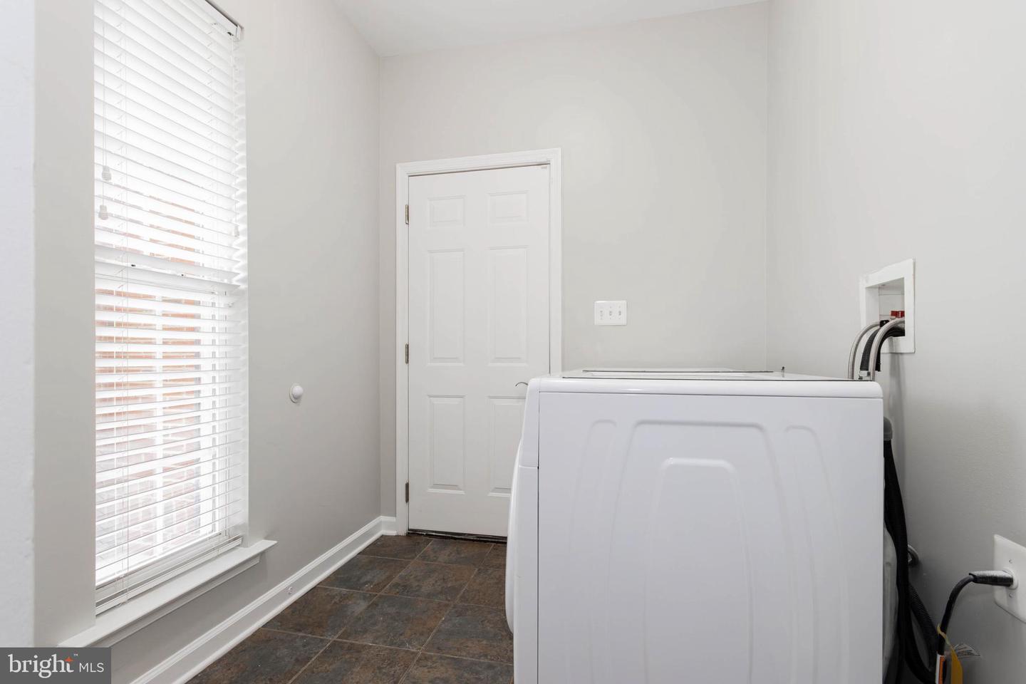18 IRONWOOD RD, FREDERICKSBURG, Virginia 22405, 5 Bedrooms Bedrooms, ,4 BathroomsBathrooms,Residential,For sale,18 IRONWOOD RD,VAST2040626 MLS # VAST2040626