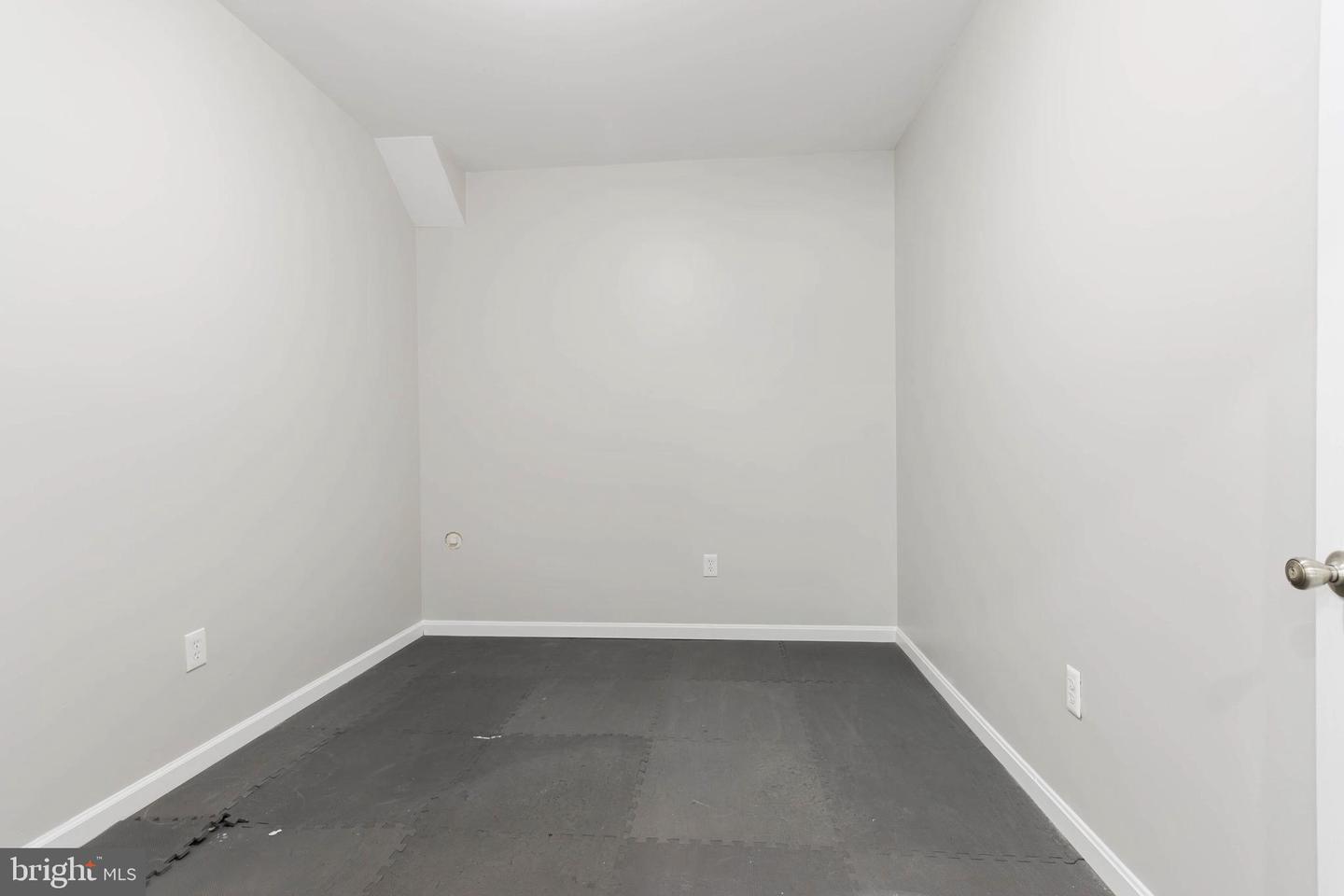 18 IRONWOOD RD, FREDERICKSBURG, Virginia 22405, 5 Bedrooms Bedrooms, ,4 BathroomsBathrooms,Residential,For sale,18 IRONWOOD RD,VAST2040626 MLS # VAST2040626