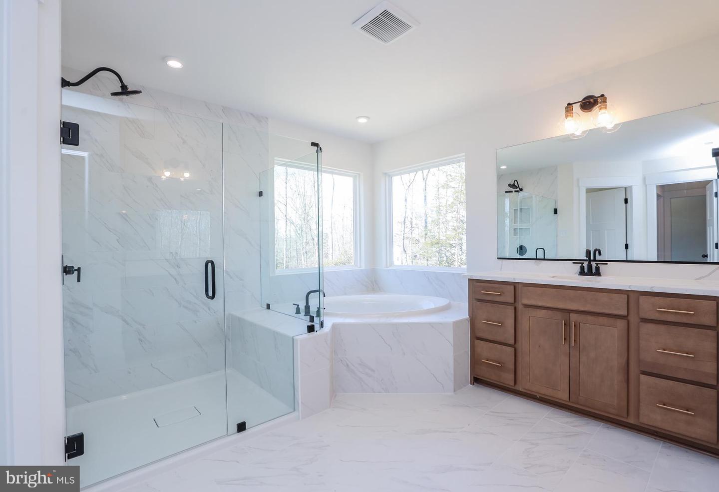 16850 SHEPPARDS FOLD WAY, BEAVERDAM, Virginia 23015, 5 Bedrooms Bedrooms, 11 Rooms Rooms,4 BathroomsBathrooms,Residential,For sale,16850 SHEPPARDS FOLD WAY,VAHA2001032 MLS # VAHA2001032