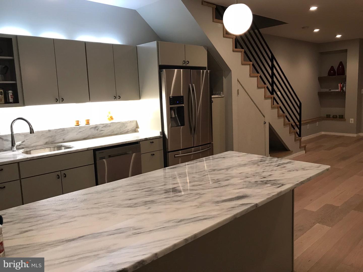 706 16TH ST NE #1, WASHINGTON, District Of Columbia 20002, 2 Bedrooms Bedrooms, ,2 BathroomsBathrooms,Residential,For sale,706 16TH ST NE #1,DCDC2209710 MLS # DCDC2209710