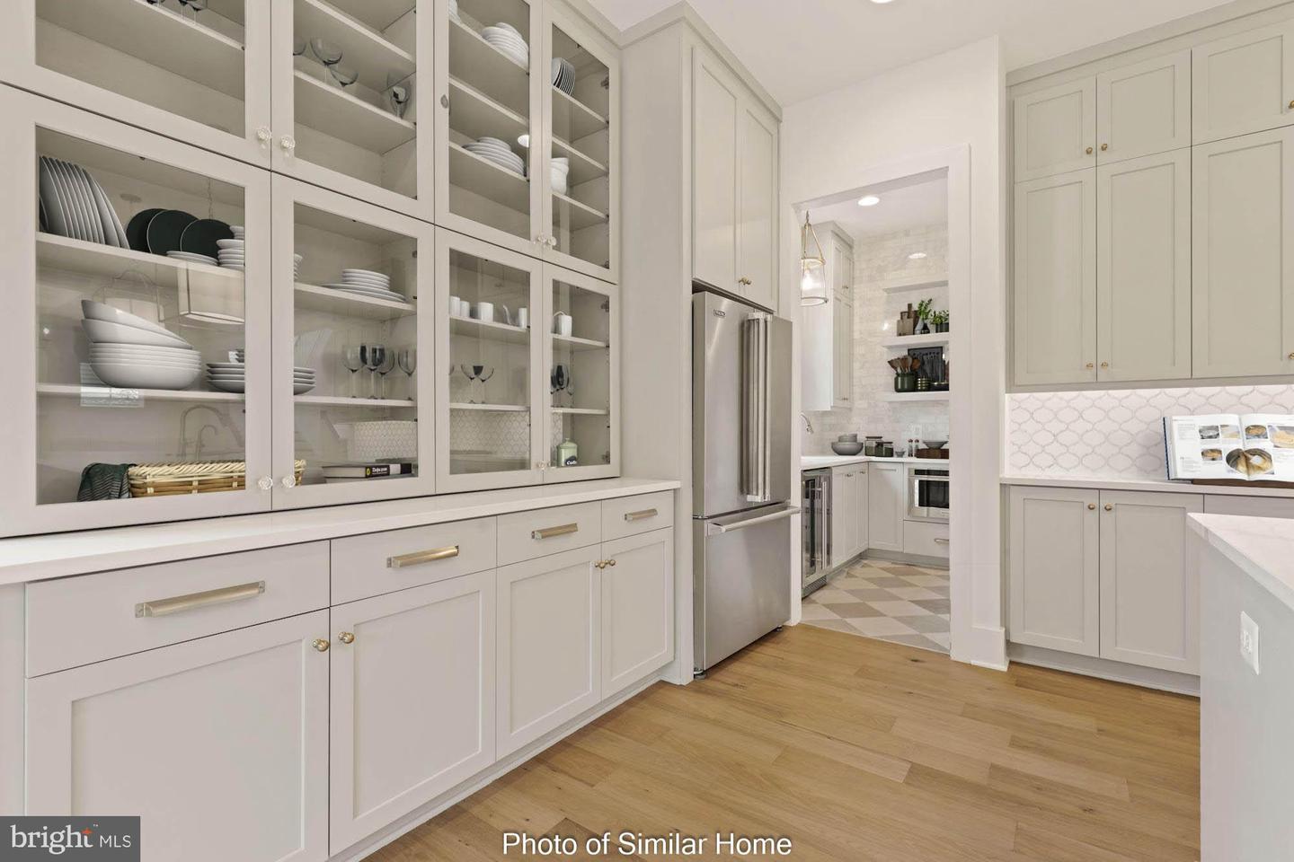 1816 N JACKSON ST, ARLINGTON, Virginia 22201, 5 Bedrooms Bedrooms, ,4 BathroomsBathrooms,Residential,For sale,1816 N JACKSON ST,VAAR2060560 MLS # VAAR2060560