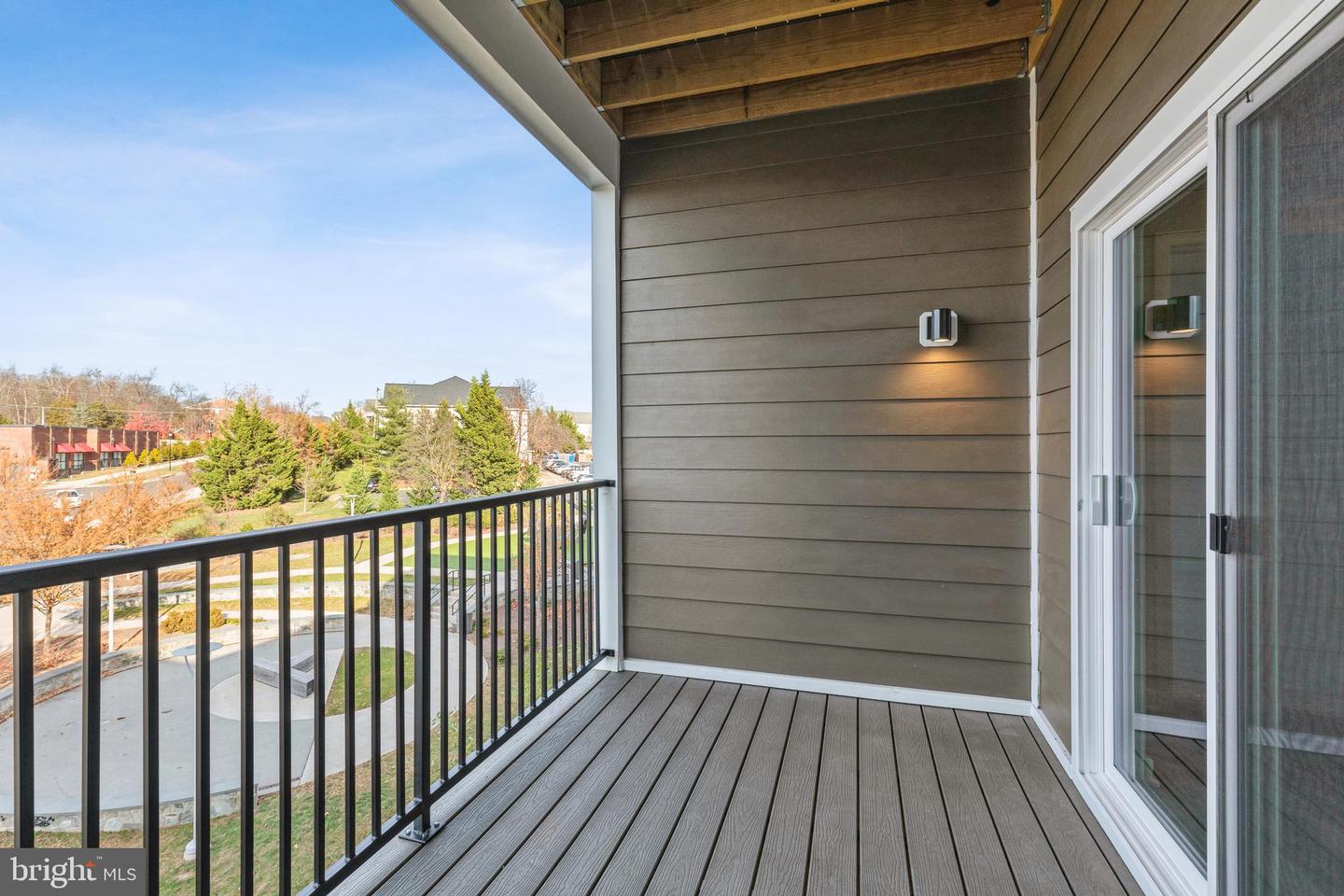 750 MOUNT AIRY TER NE #206B, LEESBURG, Virginia 20176, 2 Bedrooms Bedrooms, ,2 BathroomsBathrooms,Residential,For sale,750 MOUNT AIRY TER NE #206B,VALO2101860 MLS # VALO2101860