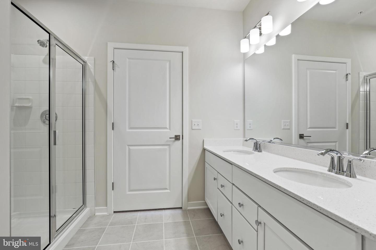 750 MOUNT AIRY TER NE #206B, LEESBURG, Virginia 20176, 2 Bedrooms Bedrooms, ,2 BathroomsBathrooms,Residential,For sale,750 MOUNT AIRY TER NE #206B,VALO2101860 MLS # VALO2101860