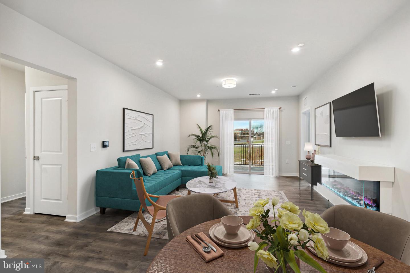750 MOUNT AIRY TER NE #206B, LEESBURG, Virginia 20176, 2 Bedrooms Bedrooms, ,2 BathroomsBathrooms,Residential,For sale,750 MOUNT AIRY TER NE #206B,VALO2101860 MLS # VALO2101860