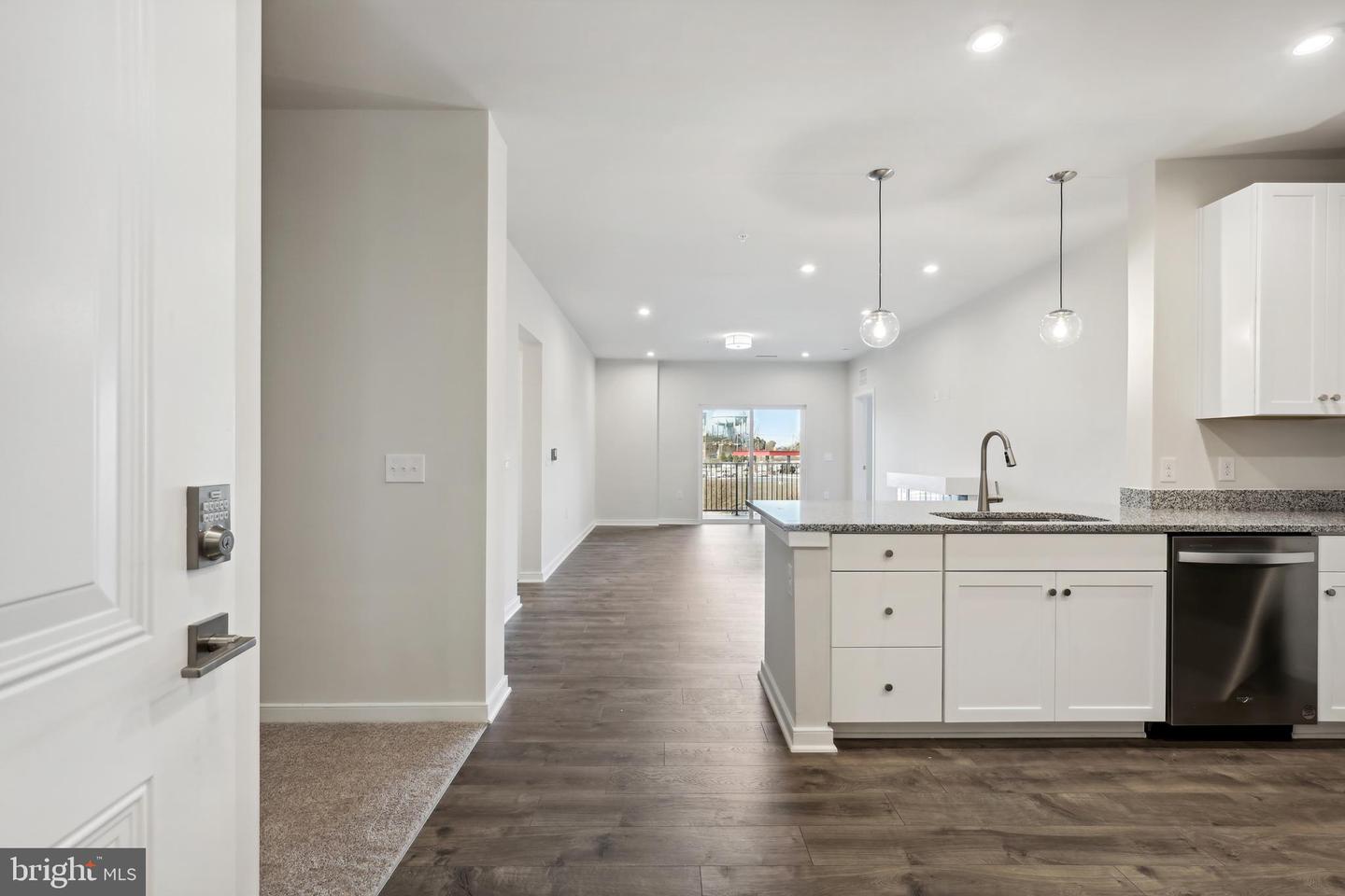 750 MOUNT AIRY TER NE #206B, LEESBURG, Virginia 20176, 2 Bedrooms Bedrooms, ,2 BathroomsBathrooms,Residential,For sale,750 MOUNT AIRY TER NE #206B,VALO2101860 MLS # VALO2101860