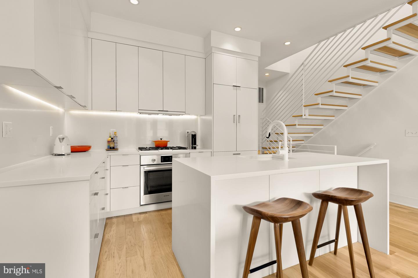 930 FRENCH ST NW #2, WASHINGTON, District Of Columbia 20001, 3 Bedrooms Bedrooms, ,2 BathroomsBathrooms,Residential,For sale,930 FRENCH ST NW #2,DCDC2209874 MLS # DCDC2209874