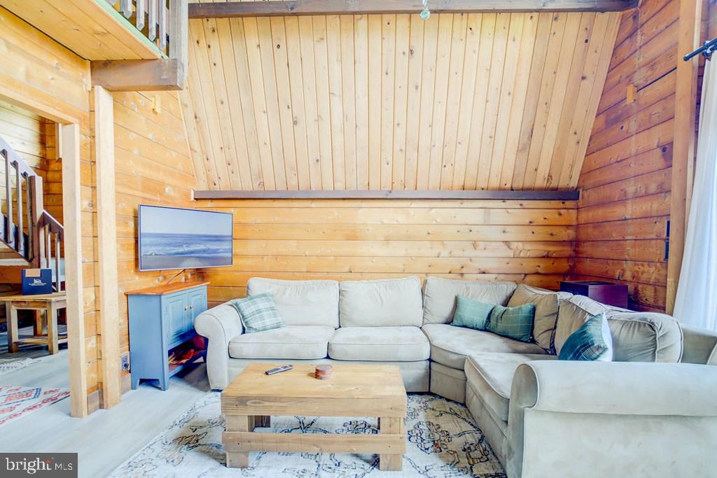 7080 PINE DR, CHINCOTEAGUE ISLAND, Virginia 23336, 3 Bedrooms Bedrooms, ,2 BathroomsBathrooms,Residential,For sale,7080 PINE DR,VAAC2002046 MLS # VAAC2002046