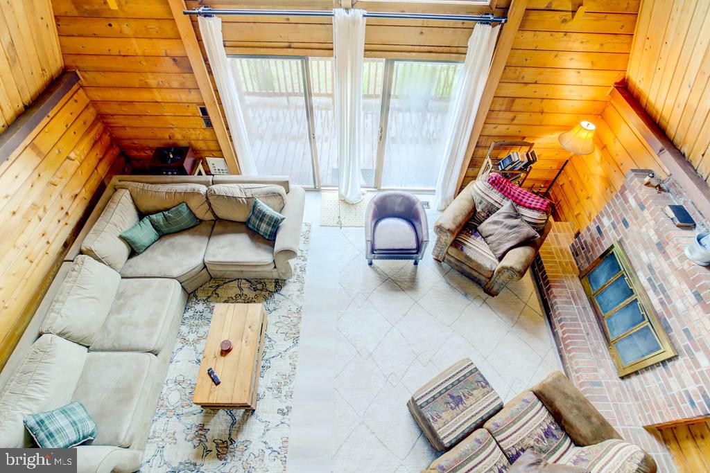 7080 PINE DR, CHINCOTEAGUE ISLAND, Virginia 23336, 3 Bedrooms Bedrooms, ,2 BathroomsBathrooms,Residential,For sale,7080 PINE DR,VAAC2002046 MLS # VAAC2002046