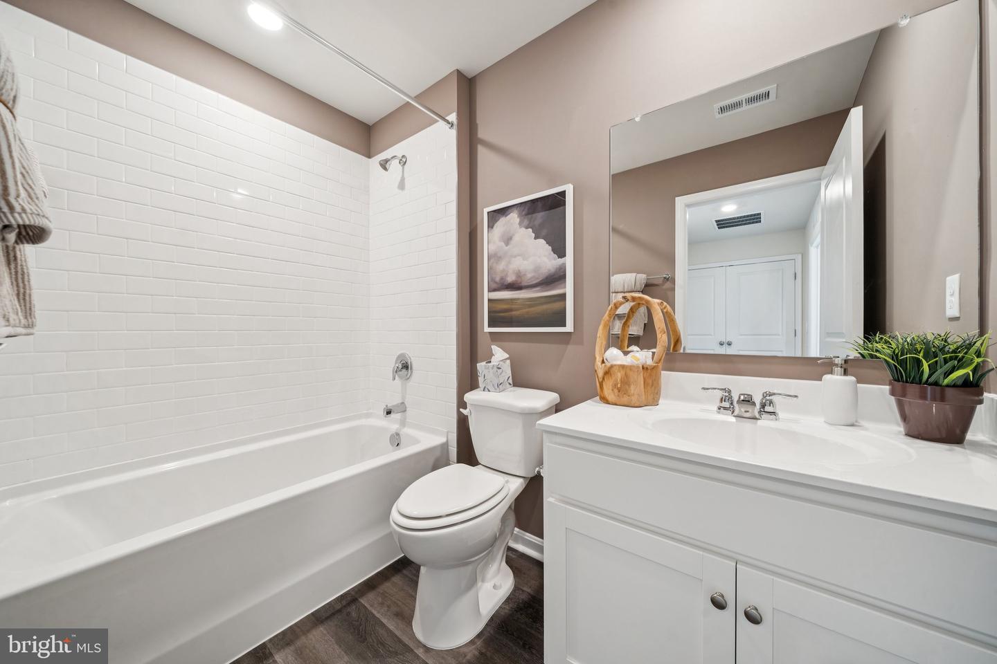 232 CAMDEN DR, WAYNESBORO, Virginia 22980, 3 Bedrooms Bedrooms, ,2 BathroomsBathrooms,Residential,For sale,232 CAMDEN DR,VAWB2000186 MLS # VAWB2000186