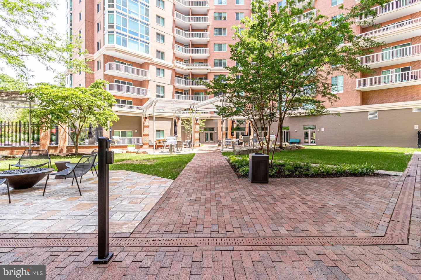 3101 N HAMPTON DR #1410, ALEXANDRIA, Virginia 22302, 1 Bedroom Bedrooms, ,1 BathroomBathrooms,Residential,For sale,3101 N HAMPTON DR #1410,VAAX2040194 MLS # VAAX2040194