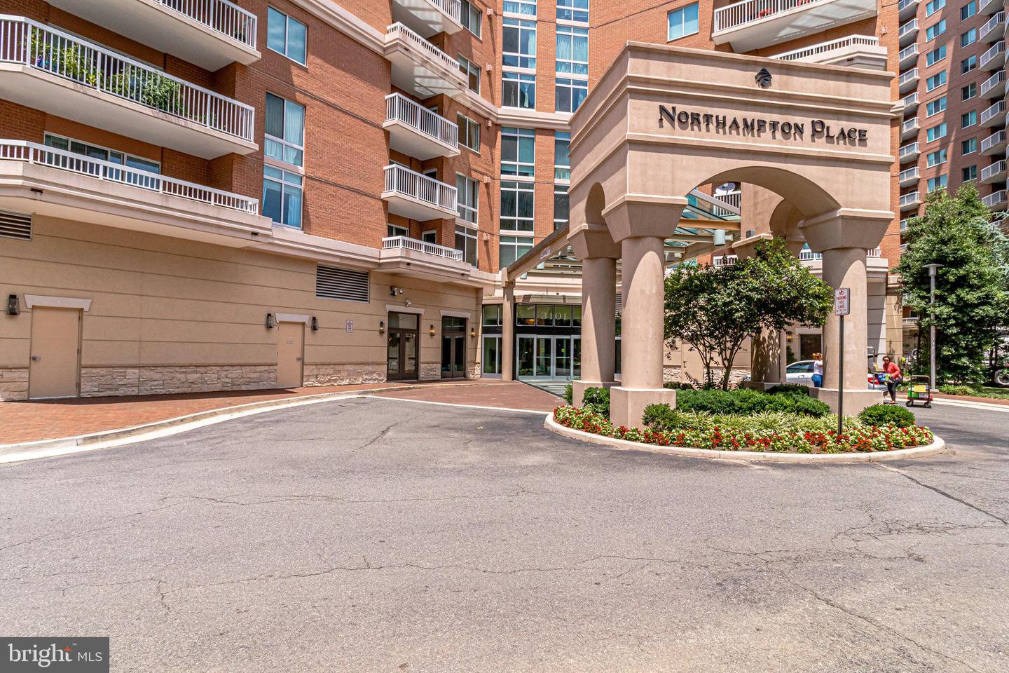 3101 N HAMPTON DR #1410, ALEXANDRIA, Virginia 22302, 1 Bedroom Bedrooms, ,1 BathroomBathrooms,Residential,For sale,3101 N HAMPTON DR #1410,VAAX2040194 MLS # VAAX2040194