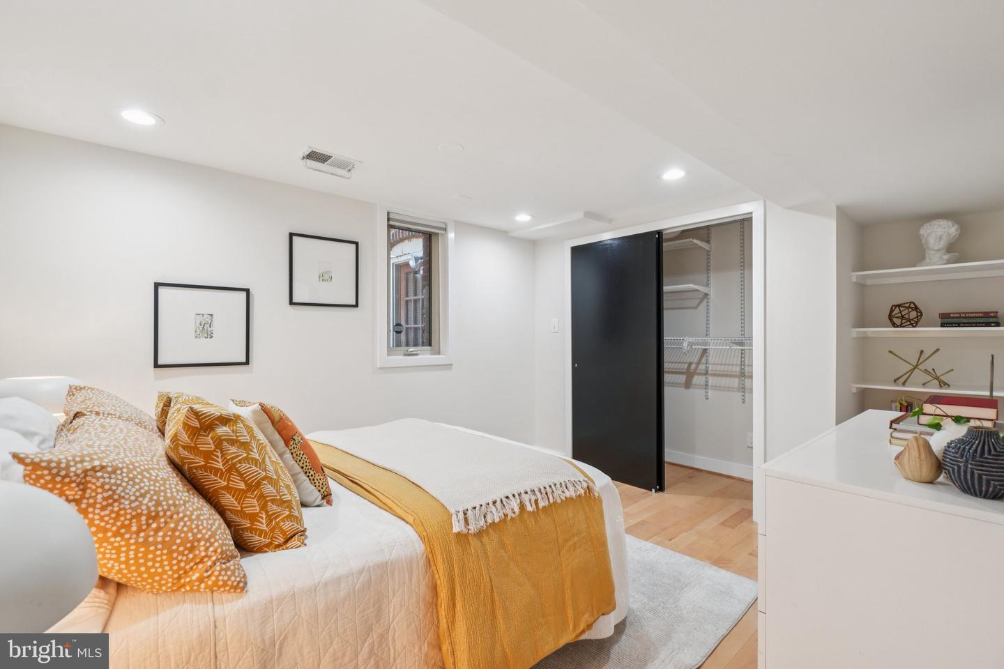 735 ROCK CREEK CHURCH RD NW #A, WASHINGTON, District Of Columbia 20010, 2 Bedrooms Bedrooms, ,2 BathroomsBathrooms,Residential,For sale,735 ROCK CREEK CHURCH RD NW #A,DCDC2189972 MLS # DCDC2189972