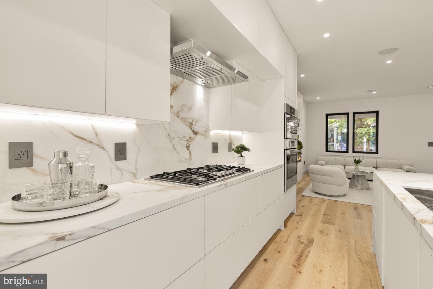 622 JEFFERSON ST NW, WASHINGTON, District Of Columbia 20011, 4 Bedrooms Bedrooms, ,4 BathroomsBathrooms,Residential,For sale,622 JEFFERSON ST NW,DCDC2192332 MLS # DCDC2192332