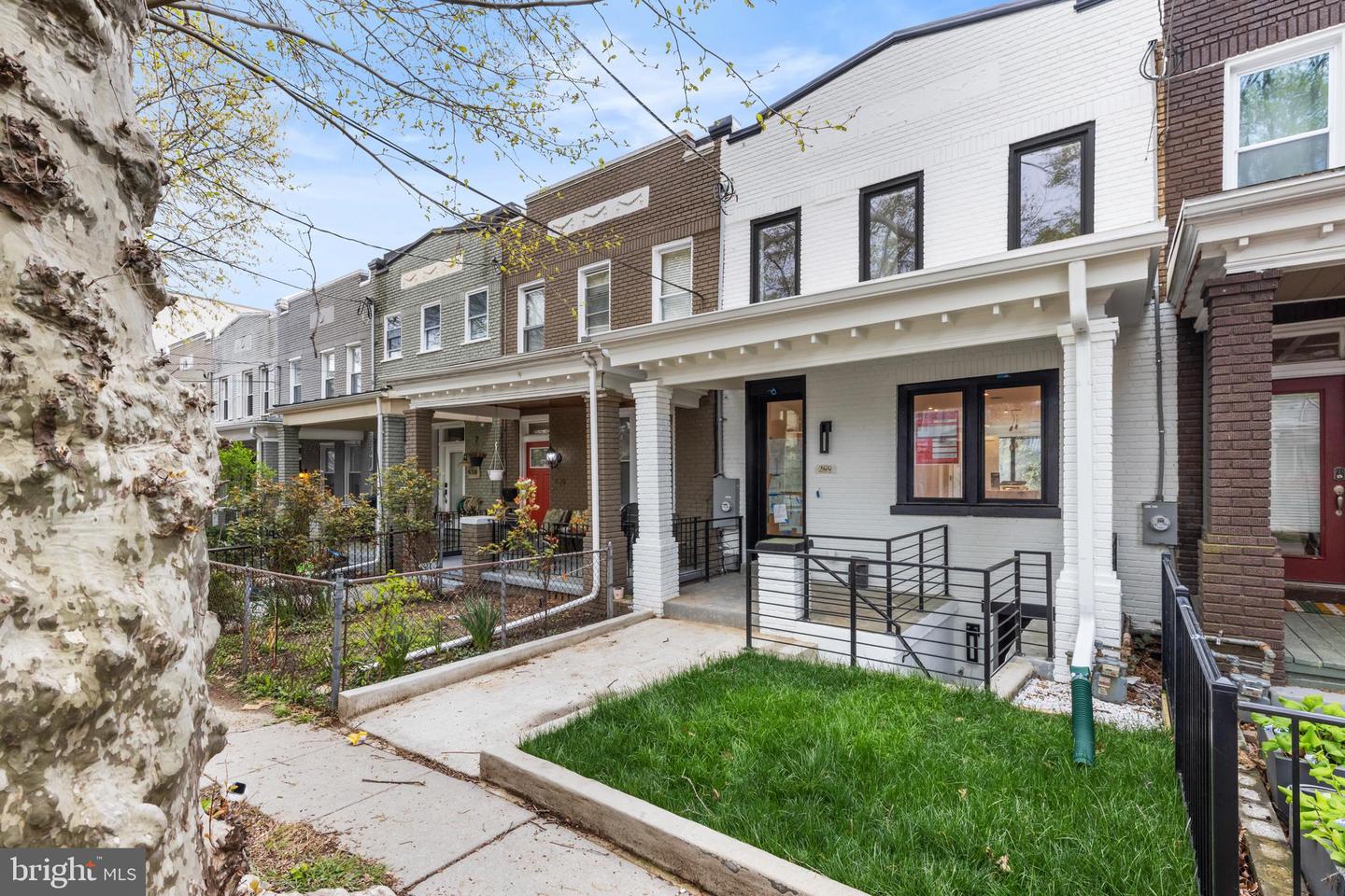 622 JEFFERSON ST NW, WASHINGTON, District Of Columbia 20011, 4 Bedrooms Bedrooms, ,4 BathroomsBathrooms,Residential,For sale,622 JEFFERSON ST NW,DCDC2192332 MLS # DCDC2192332