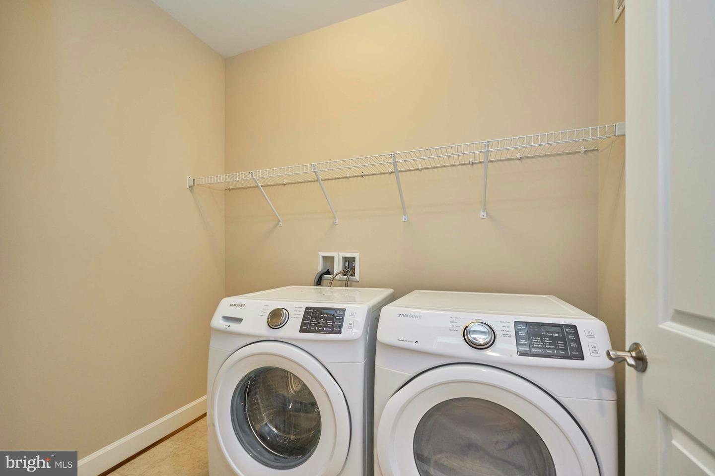 6705 LEOPOLDS TRL, HAYMARKET, Virginia 20169, 4 Bedrooms Bedrooms, ,4 BathroomsBathrooms,Residential,For sale,6705 LEOPOLDS TRL,VAPW2092508 MLS # VAPW2092508