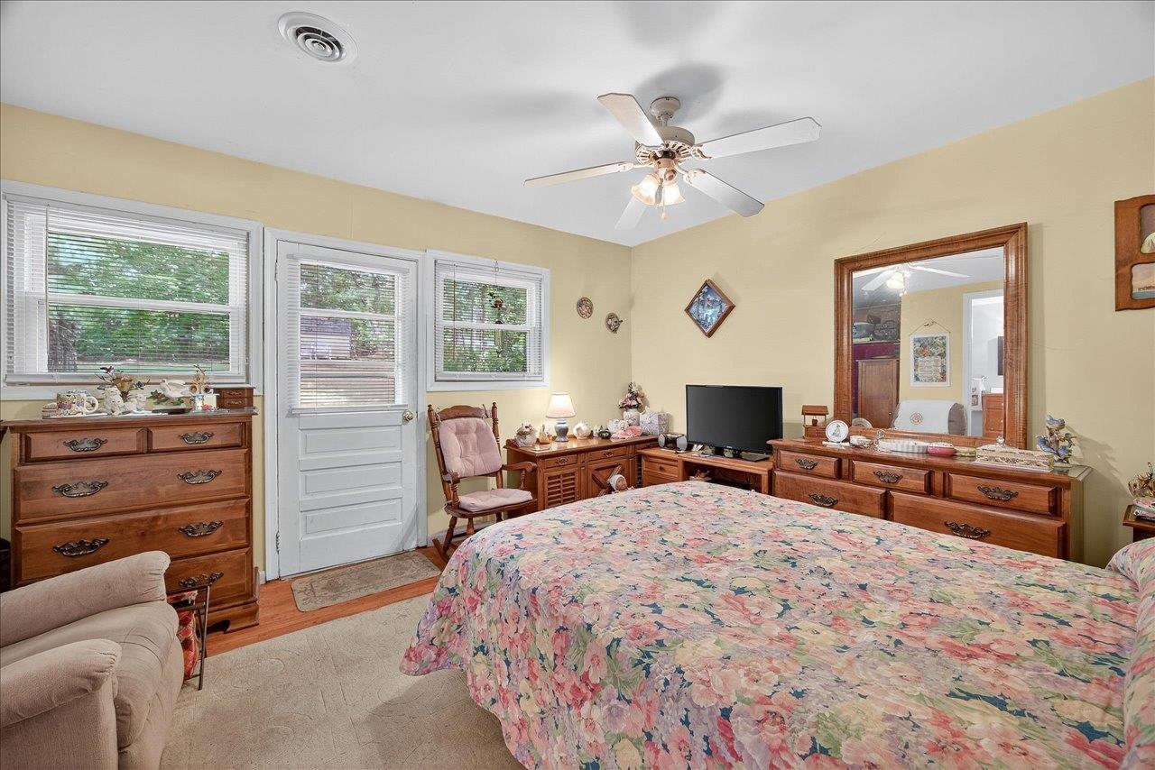 576 S MAGNOLIA AVE, WAYNESBORO, Virginia 22980, 2 Bedrooms Bedrooms, ,2 BathroomsBathrooms,Residential,576 S MAGNOLIA AVE,666622 MLS # 666622