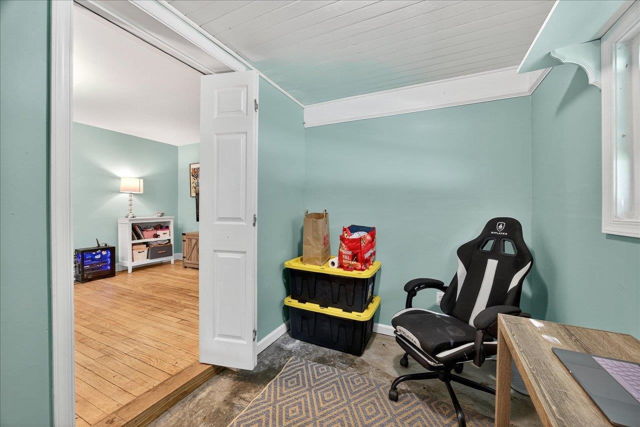 576 S MAGNOLIA AVE, WAYNESBORO, Virginia 22980, 2 Bedrooms Bedrooms, ,2 BathroomsBathrooms,Residential,576 S MAGNOLIA AVE,666622 MLS # 666622