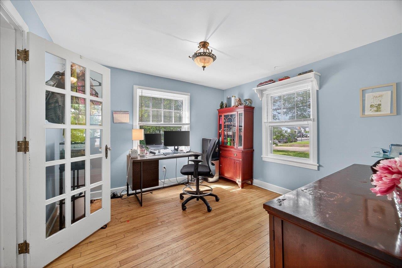 576 S MAGNOLIA AVE, WAYNESBORO, Virginia 22980, 2 Bedrooms Bedrooms, ,2 BathroomsBathrooms,Residential,576 S MAGNOLIA AVE,666622 MLS # 666622