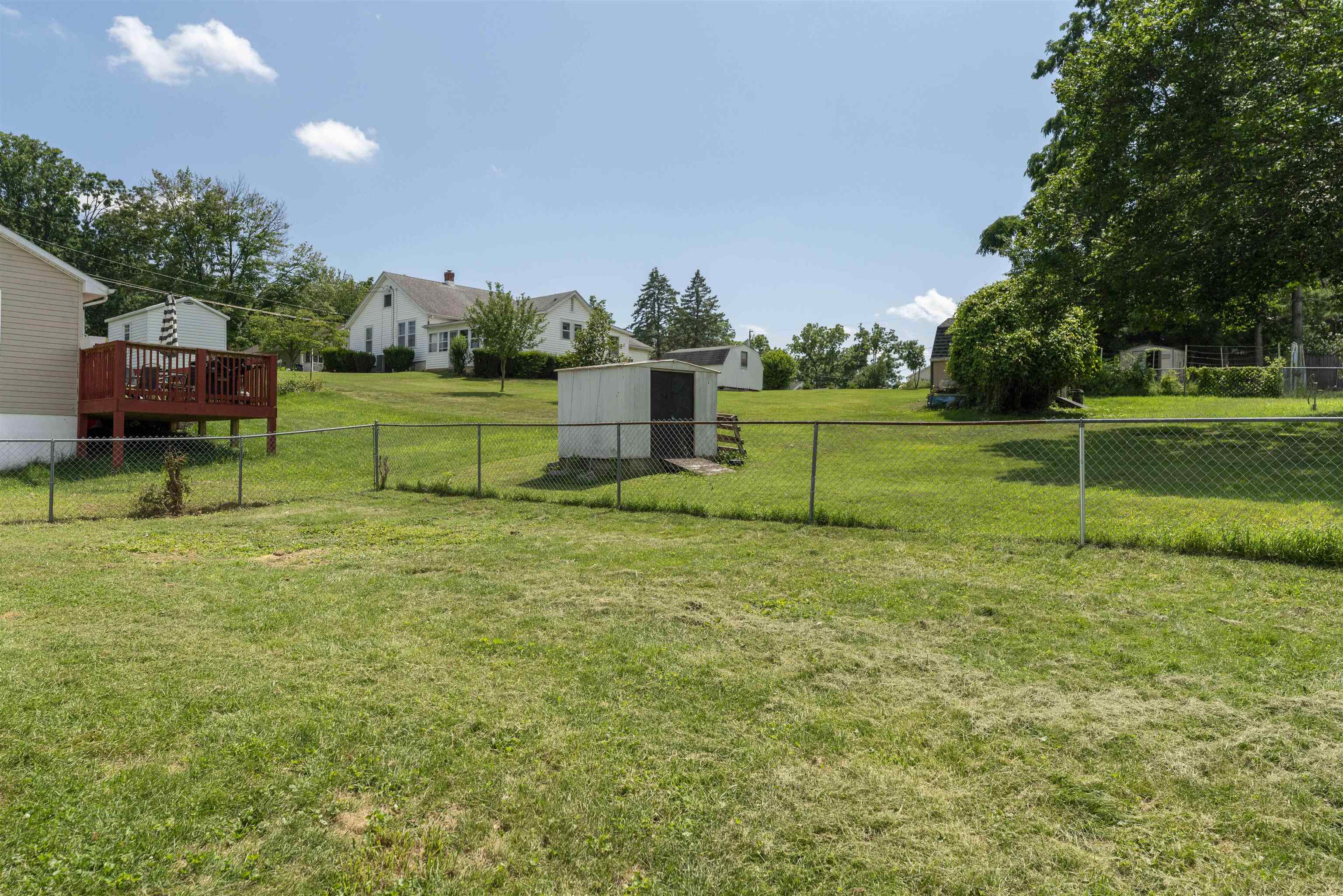 104 EAST AVE, STAUNTON, Virginia 24401, 2 Bedrooms Bedrooms, ,1 BathroomBathrooms,Residential,104 EAST AVE,666623 MLS # 666623