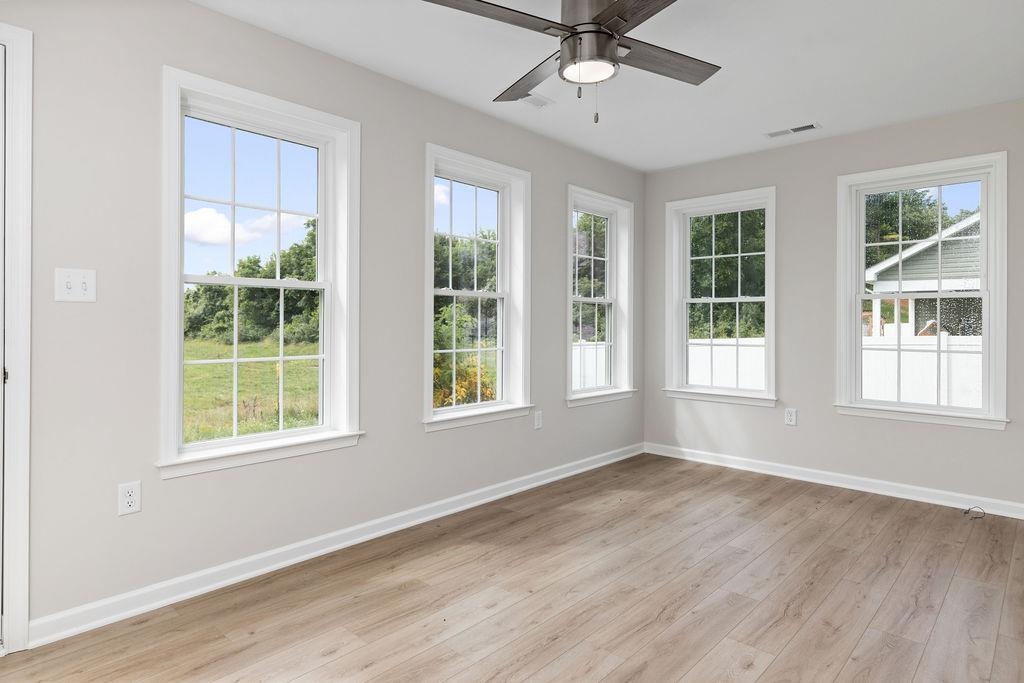 186 LANGLEY DR, WAYNESBORO, Virginia 22980, 3 Bedrooms Bedrooms, ,2 BathroomsBathrooms,Residential,186 LANGLEY DR,666625 MLS # 666625