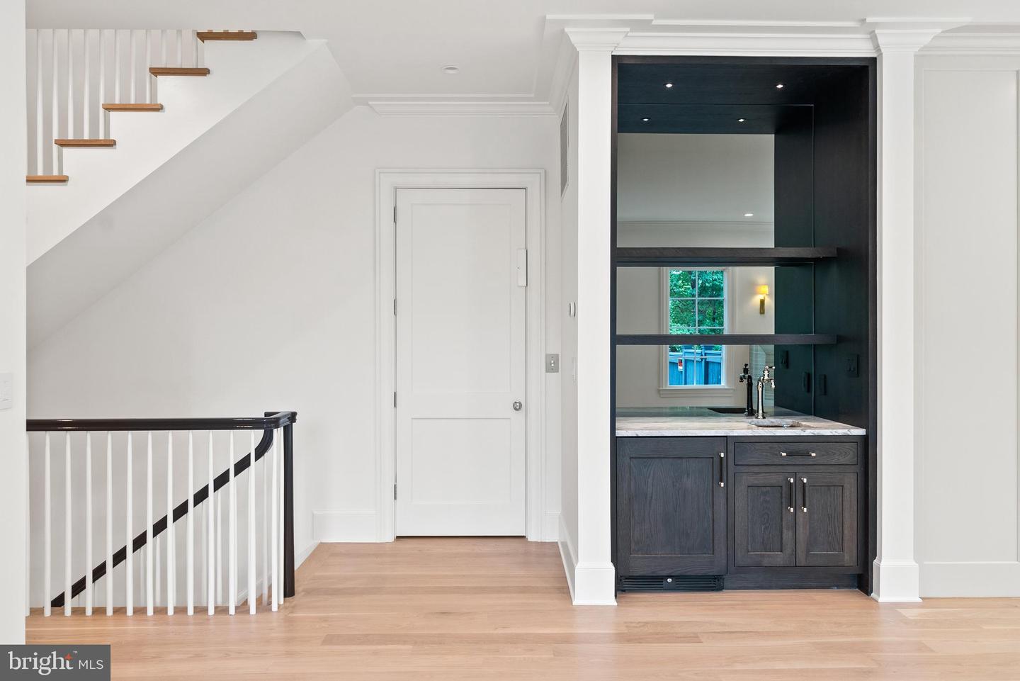 4200 49TH ST NW, WASHINGTON, District Of Columbia 20016, 5 Bedrooms Bedrooms, ,5 BathroomsBathrooms,Residential,For sale,4200 49TH ST NW,DCDC2201832 MLS # DCDC2201832