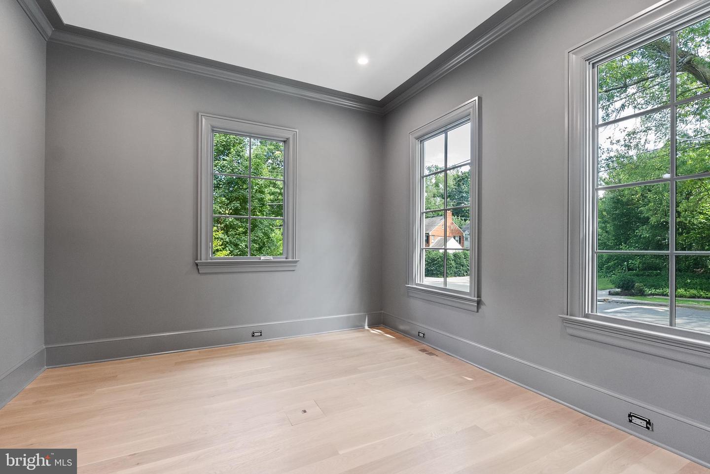 4200 49TH ST NW, WASHINGTON, District Of Columbia 20016, 5 Bedrooms Bedrooms, ,5 BathroomsBathrooms,Residential,For sale,4200 49TH ST NW,DCDC2201832 MLS # DCDC2201832