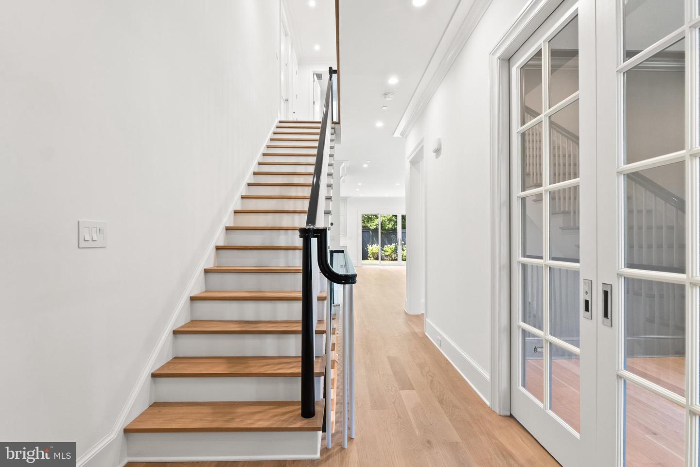 4200 49TH ST NW, WASHINGTON, District Of Columbia 20016, 5 Bedrooms Bedrooms, ,5 BathroomsBathrooms,Residential,For sale,4200 49TH ST NW,DCDC2201832 MLS # DCDC2201832