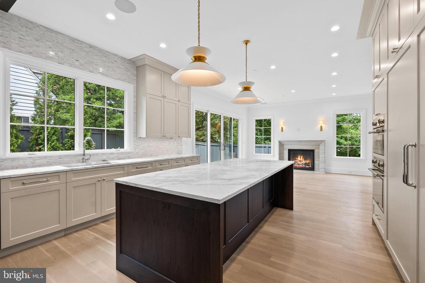 4200 49TH ST NW, WASHINGTON, District Of Columbia 20016, 5 Bedrooms Bedrooms, ,5 BathroomsBathrooms,Residential,For sale,4200 49TH ST NW,DCDC2201832 MLS # DCDC2201832