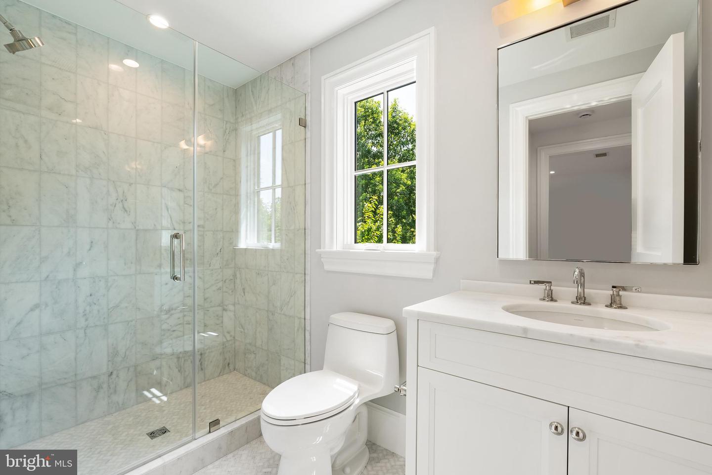 4905 VAN NESS ST NW, WASHINGTON, District Of Columbia 20016, 5 Bedrooms Bedrooms, ,5 BathroomsBathrooms,Residential,For sale,4905 VAN NESS ST NW,DCDC2201834 MLS # DCDC2201834