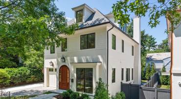 4905 VAN NESS ST NW, WASHINGTON, District Of Columbia 20016, 5 Bedrooms Bedrooms, ,5 BathroomsBathrooms,Residential,For sale,4905 VAN NESS ST NW,DCDC2201834 MLS # DCDC2201834