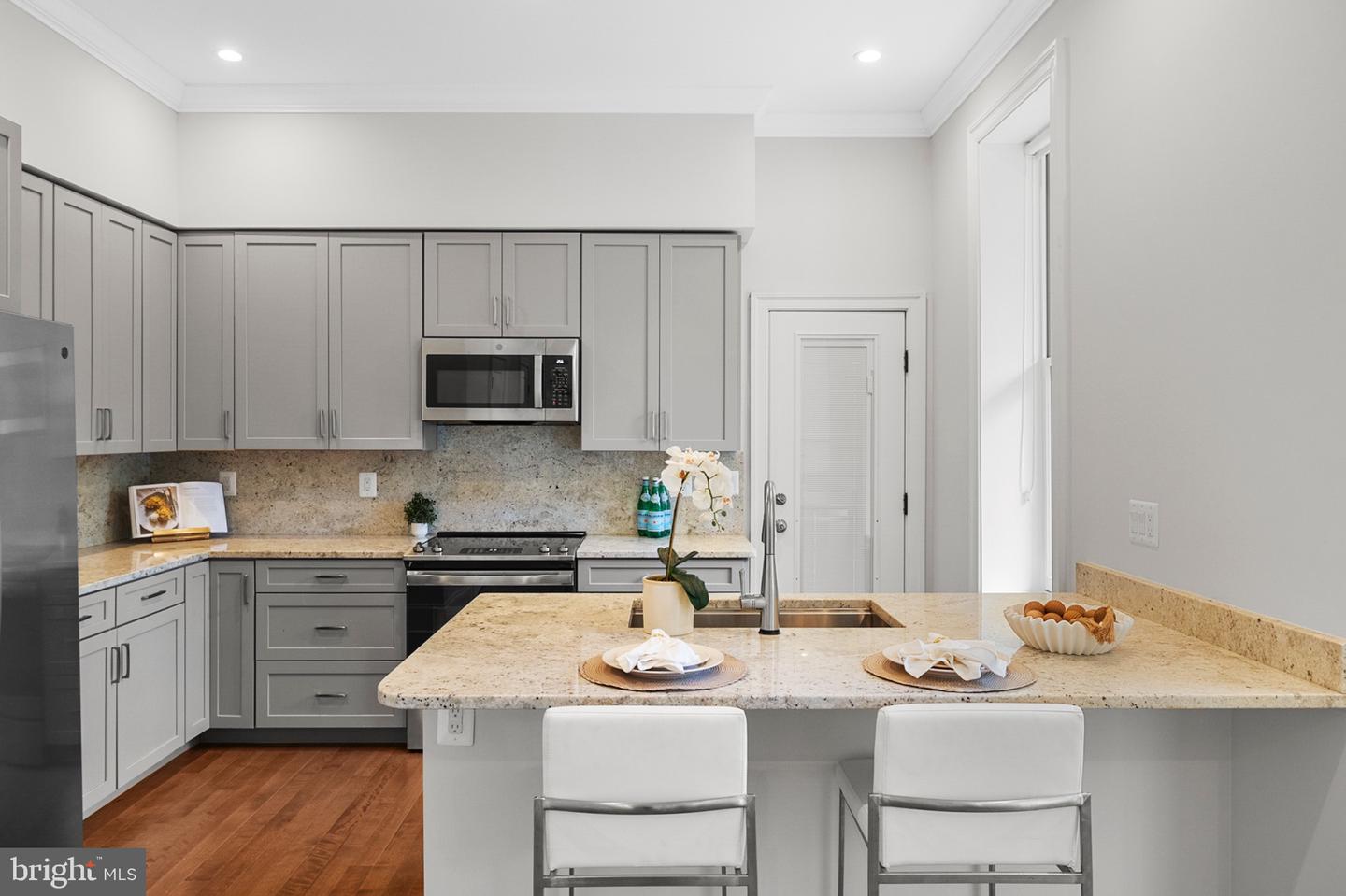 123 13TH ST SE, WASHINGTON, District Of Columbia 20003, 4 Bedrooms Bedrooms, ,3 BathroomsBathrooms,Residential,For sale,123 13TH ST SE,DCDC2203684 MLS # DCDC2203684