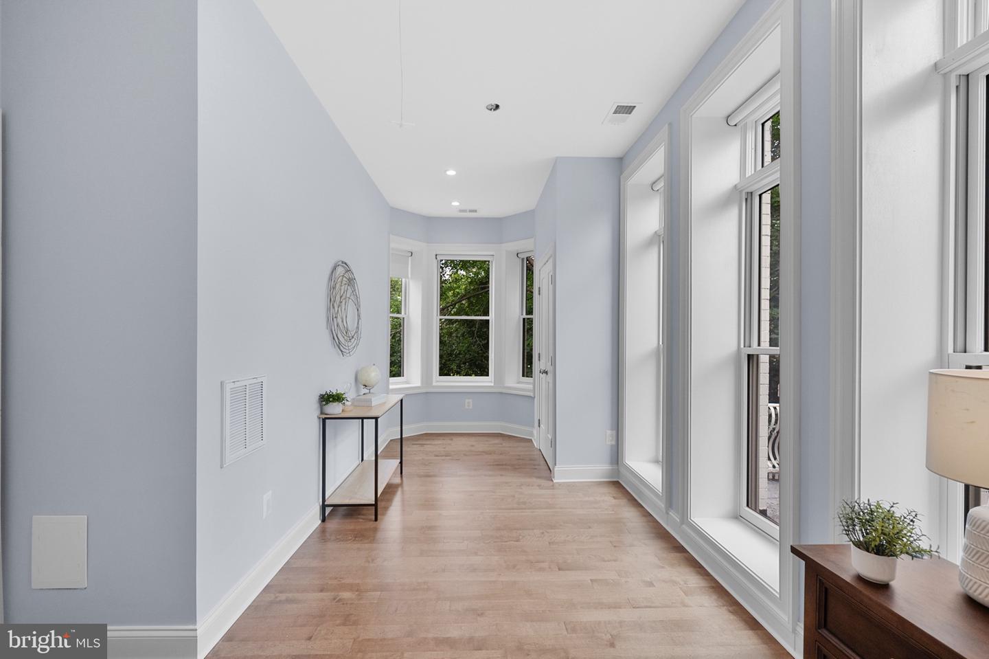123 13TH ST SE, WASHINGTON, District Of Columbia 20003, 4 Bedrooms Bedrooms, ,3 BathroomsBathrooms,Residential,For sale,123 13TH ST SE,DCDC2203684 MLS # DCDC2203684