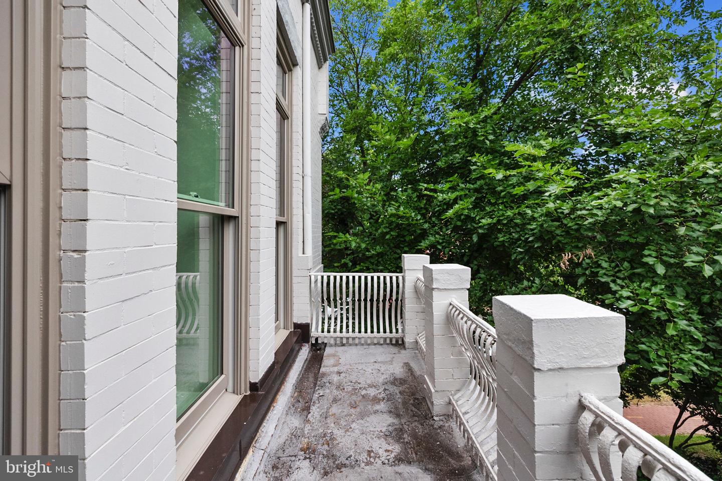 123 13TH ST SE, WASHINGTON, District Of Columbia 20003, 4 Bedrooms Bedrooms, ,3 BathroomsBathrooms,Residential,For sale,123 13TH ST SE,DCDC2203684 MLS # DCDC2203684
