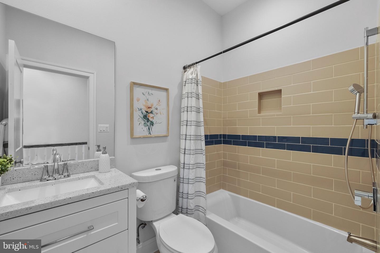 123 13TH ST SE, WASHINGTON, District Of Columbia 20003, 4 Bedrooms Bedrooms, ,3 BathroomsBathrooms,Residential,For sale,123 13TH ST SE,DCDC2203684 MLS # DCDC2203684