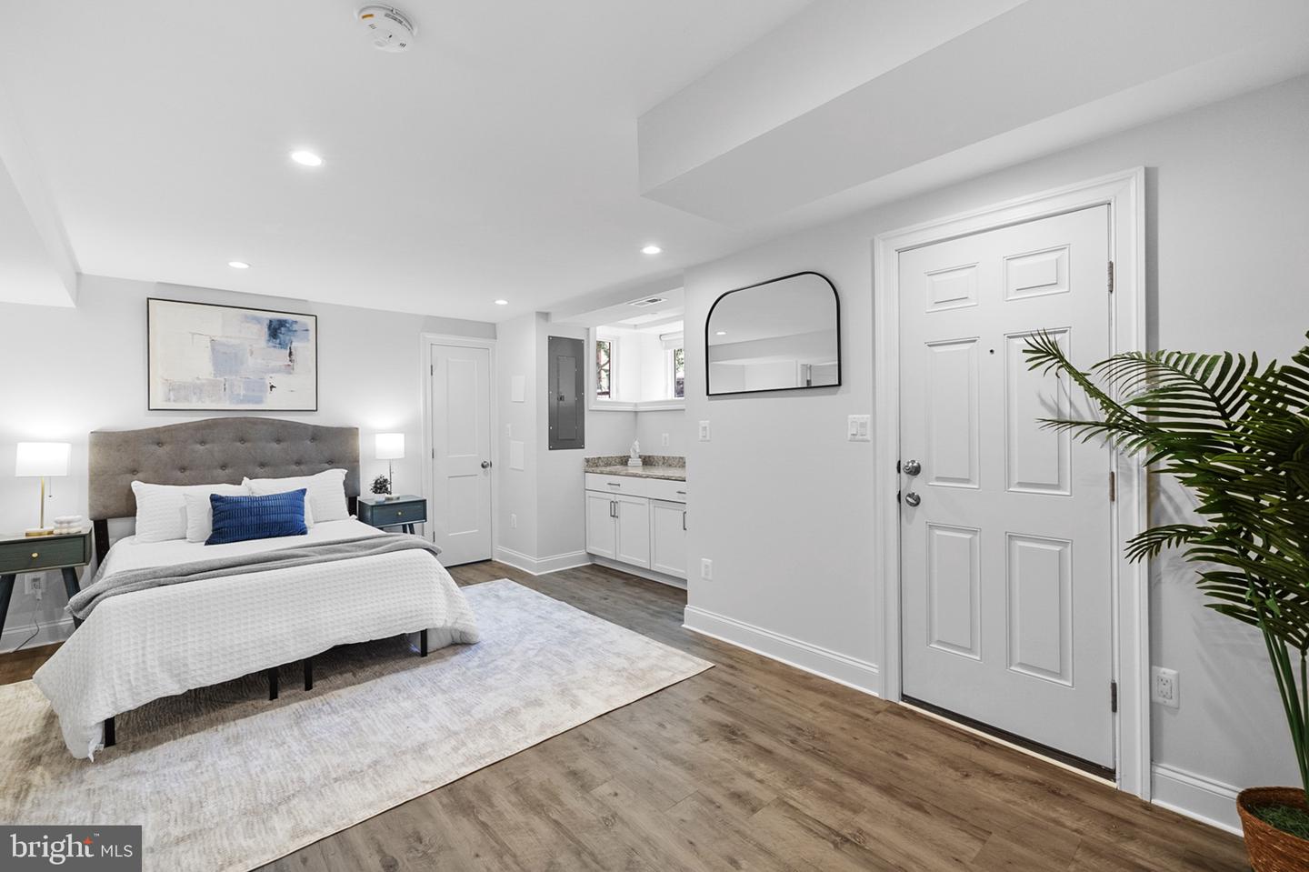 123 13TH ST SE, WASHINGTON, District Of Columbia 20003, 4 Bedrooms Bedrooms, ,3 BathroomsBathrooms,Residential,For sale,123 13TH ST SE,DCDC2203684 MLS # DCDC2203684