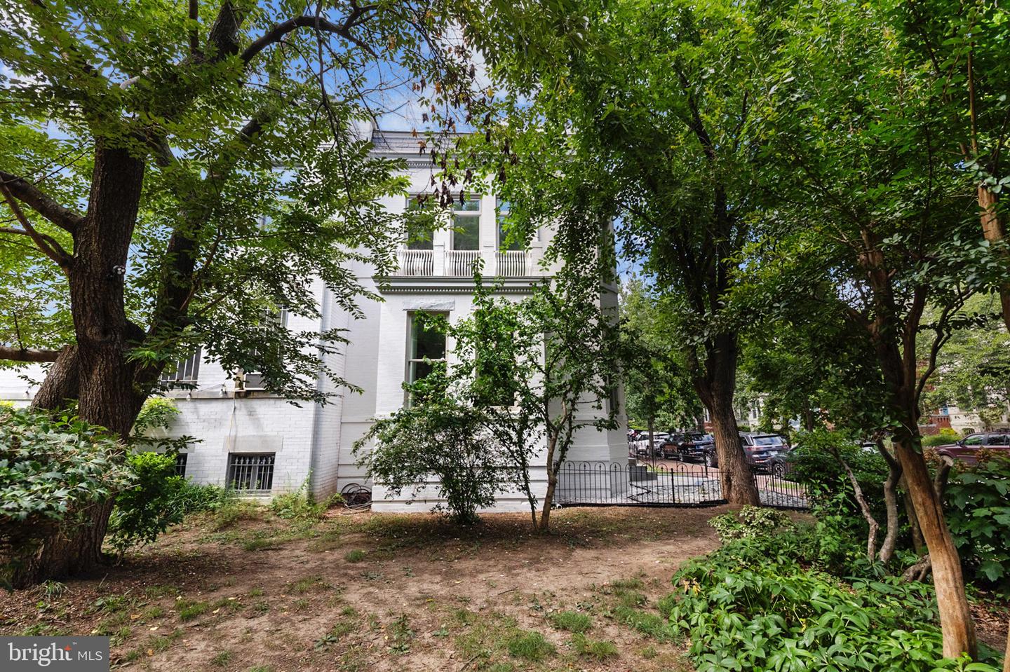 123 13TH ST SE, WASHINGTON, District Of Columbia 20003, 4 Bedrooms Bedrooms, ,3 BathroomsBathrooms,Residential,For sale,123 13TH ST SE,DCDC2203684 MLS # DCDC2203684