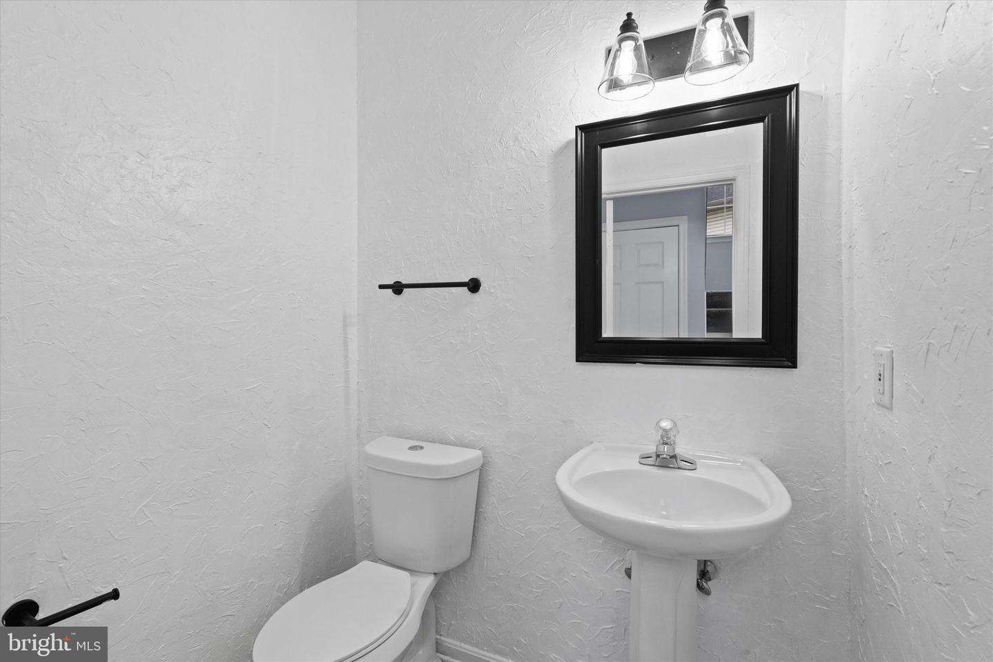 3305 7TH ST SE, WASHINGTON, District Of Columbia 20032, 3 Bedrooms Bedrooms, ,2 BathroomsBathrooms,Residential,For sale,3305 7TH ST SE,DCDC2204518 MLS # DCDC2204518