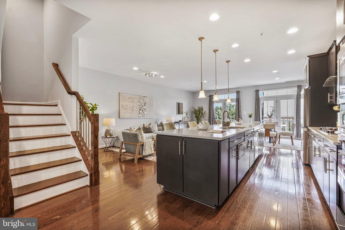 44713 PLYMPTON SQ, ASHBURN, Virginia 20147, 5 Bedrooms Bedrooms, 9 Rooms Rooms,4 BathroomsBathrooms,Residential,For sale,44713 PLYMPTON SQ,VALO2099446 MLS # VALO2099446