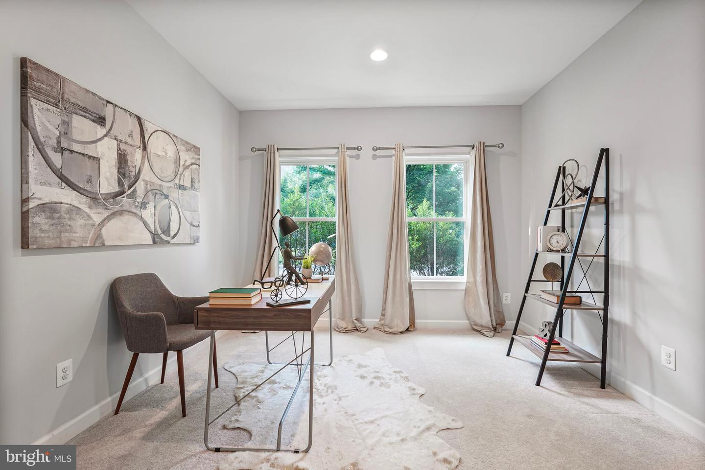 44713 PLYMPTON SQ, ASHBURN, Virginia 20147, 5 Bedrooms Bedrooms, 9 Rooms Rooms,4 BathroomsBathrooms,Residential,For sale,44713 PLYMPTON SQ,VALO2099446 MLS # VALO2099446