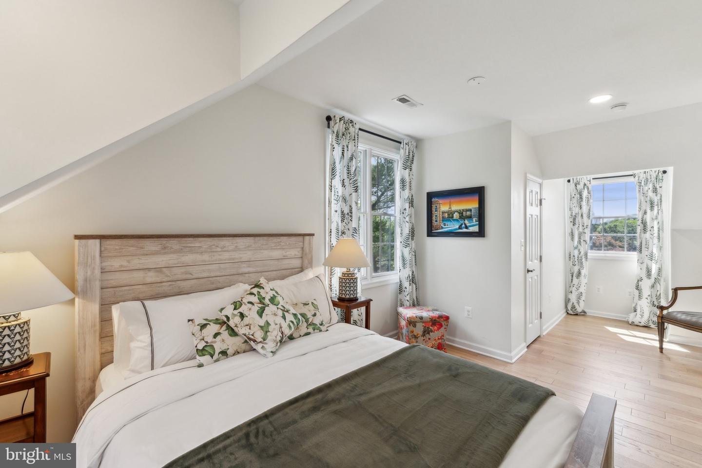 7401 BLAIR RD NW, WASHINGTON, District Of Columbia 20012, 6 Bedrooms Bedrooms, ,3 BathroomsBathrooms,Residential,For sale,7401 BLAIR RD NW,DCDC2205596 MLS # DCDC2205596