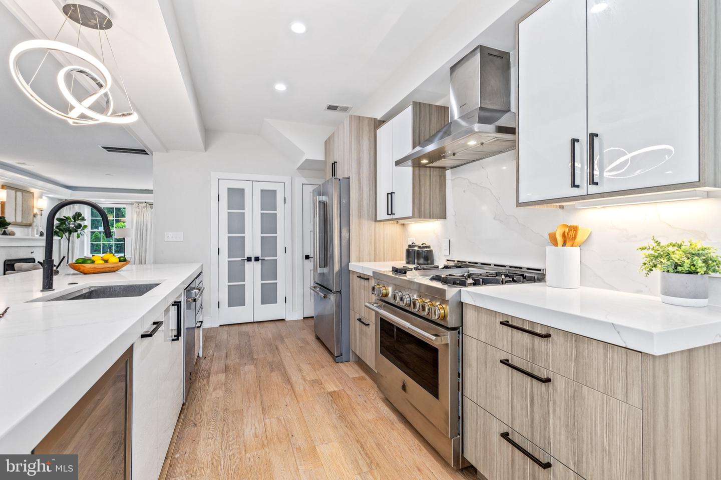3525 16TH ST NW, WASHINGTON, District Of Columbia 20010, 4 Bedrooms Bedrooms, ,3 BathroomsBathrooms,Residential,For sale,3525 16TH ST NW,DCDC2205676 MLS # DCDC2205676