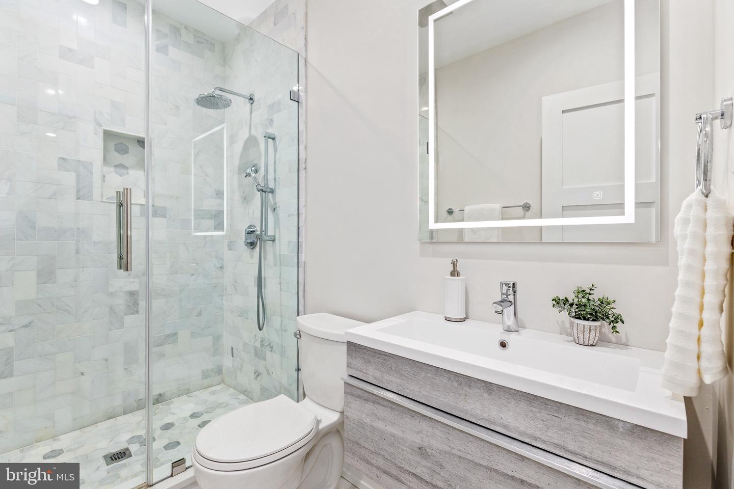 3525 16TH ST NW, WASHINGTON, District Of Columbia 20010, 4 Bedrooms Bedrooms, ,3 BathroomsBathrooms,Residential,For sale,3525 16TH ST NW,DCDC2205676 MLS # DCDC2205676