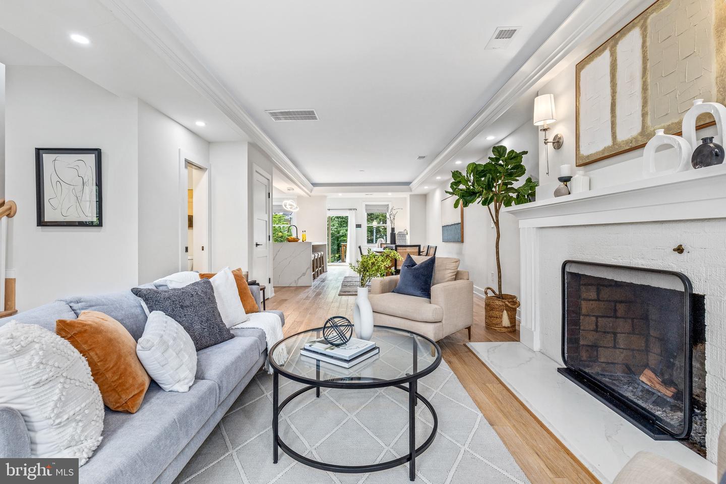 3525 16TH ST NW, WASHINGTON, District Of Columbia 20010, 4 Bedrooms Bedrooms, ,3 BathroomsBathrooms,Residential,For sale,3525 16TH ST NW,DCDC2205676 MLS # DCDC2205676