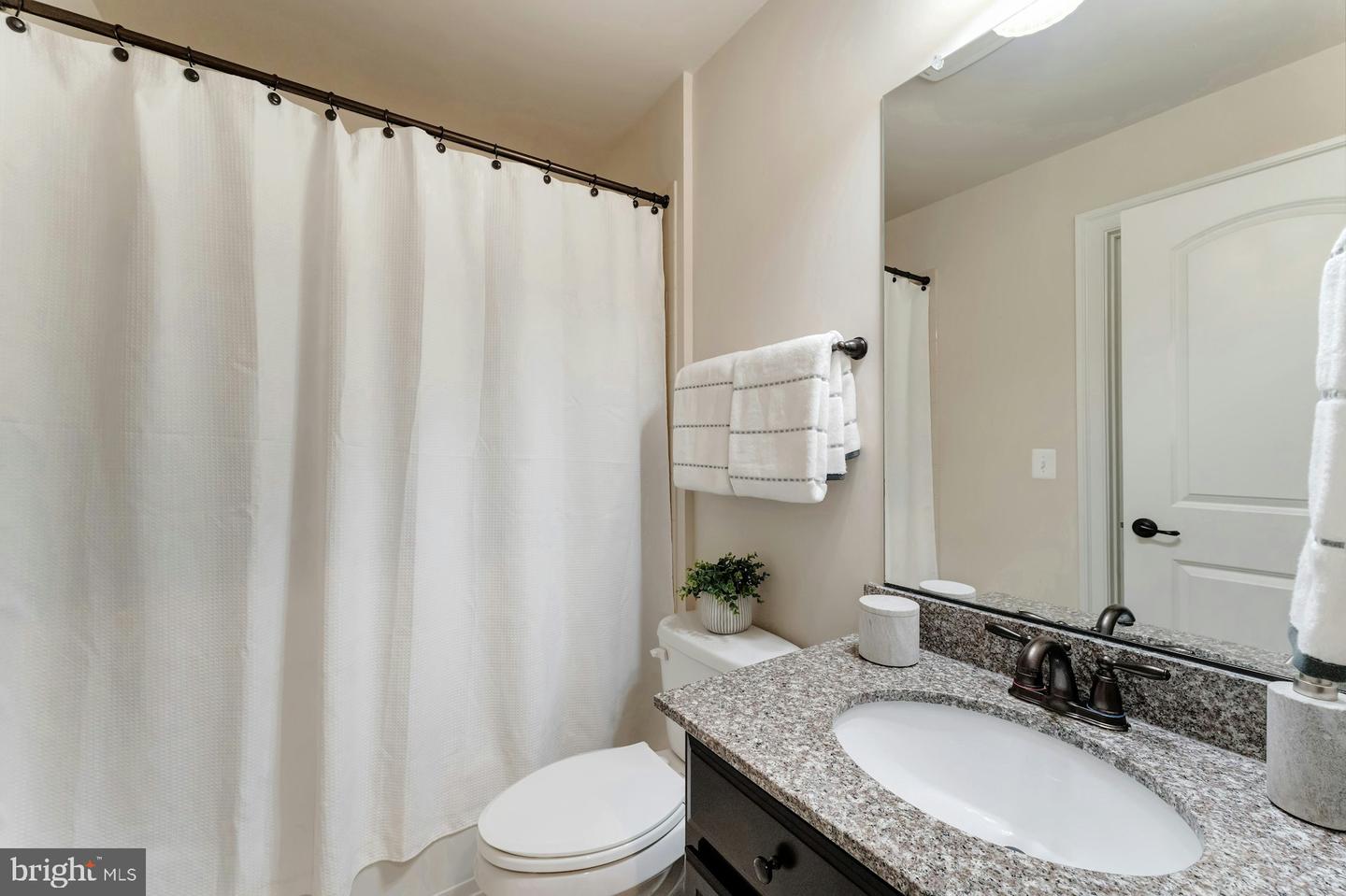 44306 KENTMERE CT, ASHBURN, Virginia 20147, 5 Bedrooms Bedrooms, ,5 BathroomsBathrooms,Residential,For sale,44306 KENTMERE CT,VALO2099662 MLS # VALO2099662