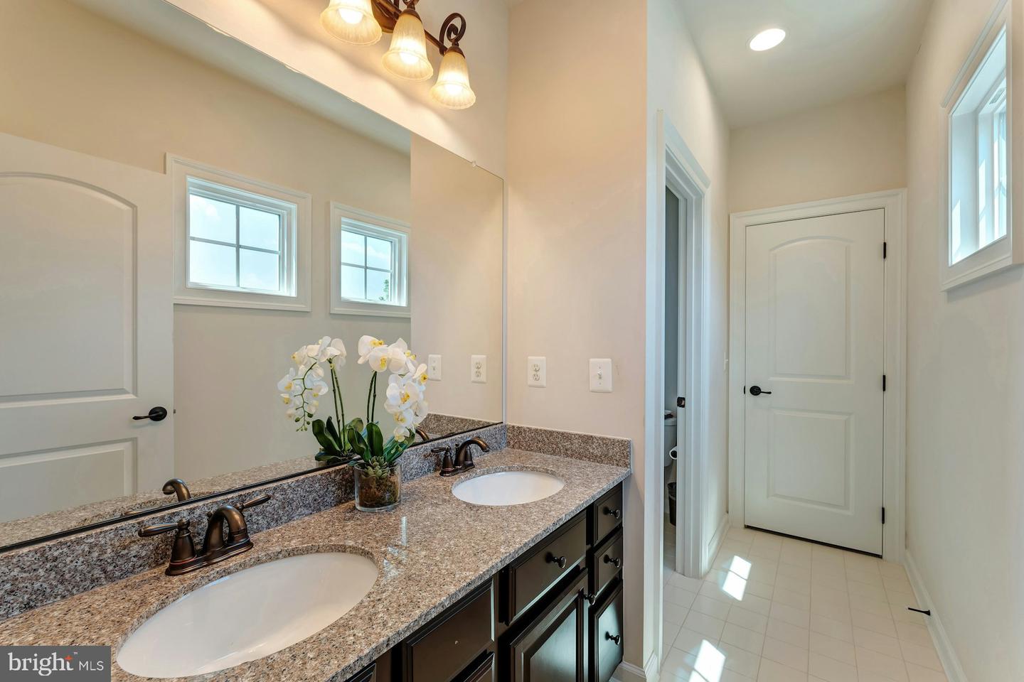 44306 KENTMERE CT, ASHBURN, Virginia 20147, 5 Bedrooms Bedrooms, ,5 BathroomsBathrooms,Residential,For sale,44306 KENTMERE CT,VALO2099662 MLS # VALO2099662