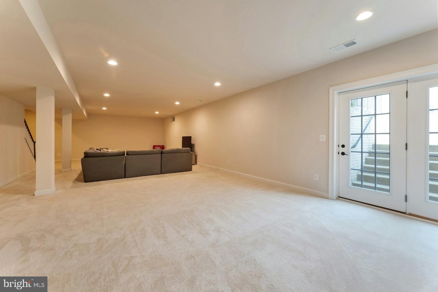 44306 KENTMERE CT, ASHBURN, Virginia 20147, 5 Bedrooms Bedrooms, ,5 BathroomsBathrooms,Residential,For sale,44306 KENTMERE CT,VALO2099662 MLS # VALO2099662