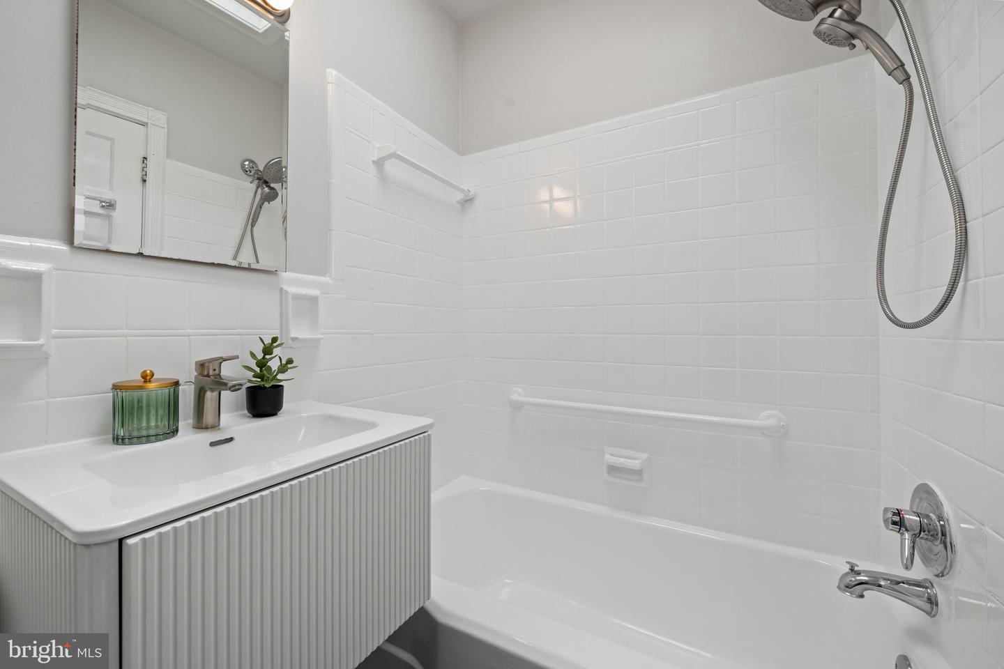 4413 Q ST NW, WASHINGTON, District Of Columbia 20007, 3 Bedrooms Bedrooms, ,3 BathroomsBathrooms,Residential,For sale,4413 Q ST NW,DCDC2205990 MLS # DCDC2205990