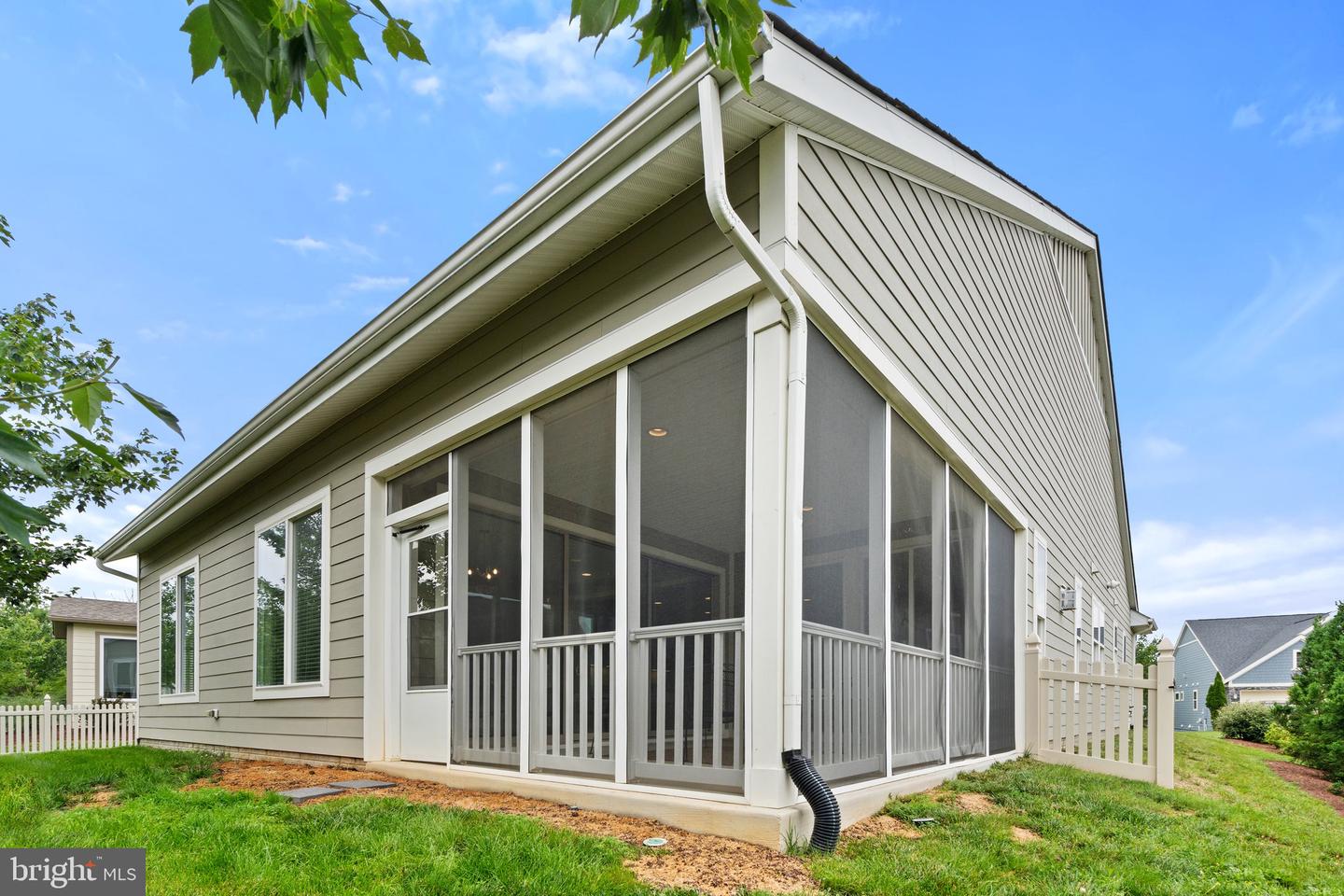 116 GROSBEAK CT, LAKE FREDERICK, Virginia 22630, 2 Bedrooms Bedrooms, ,2 BathroomsBathrooms,Residential,For sale,116 GROSBEAK CT,VAFV2034964 MLS # VAFV2034964